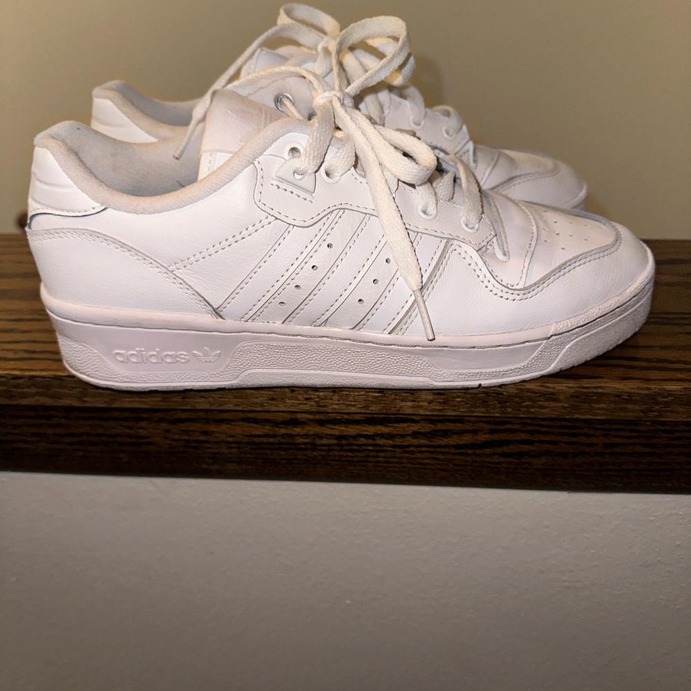 White adidas tennis shoes